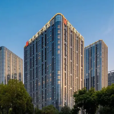 Theme Care U Well Hotel (Chengdu East Railway Station 468) Hoteles cerca de CPC Chengdu Municipal Committee Party School (East to Hongliu Garden Phase 1)