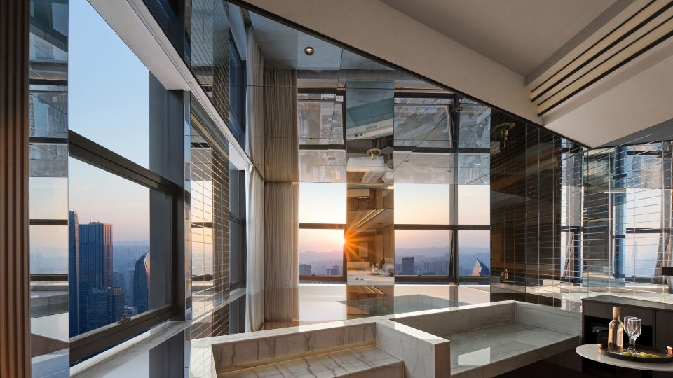 YOLO Cloud Private Hot Spring Design Hotel