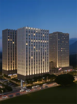 Home Inn Select Hotel (Suzhou High-Tech Zone Science and Technology City Xingyue Li Branch) Отели в г. Сучжоу