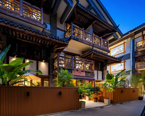 Qianyu Homestay in Dujiangyan (Dujiangyan Scenic Area) فنادق في دوجيانغ يان