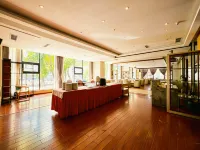 Royale Celebrity Hotel - servizio colazione
