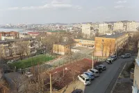 spacious apartment with sea and city views - 停車場