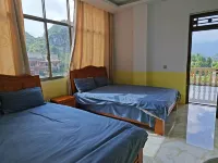Huanpeng Courtyard Homestay - Pet friendly