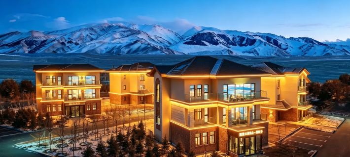 Sailim Lake View Mountain No. 1 Courtyard Hotel di Bole