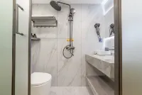 Tongjiang Harmony Hotel - parking