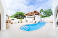 Sunshine House Pattaya - Swimmingpools