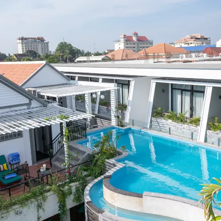 Cambana La Riviere Hotel