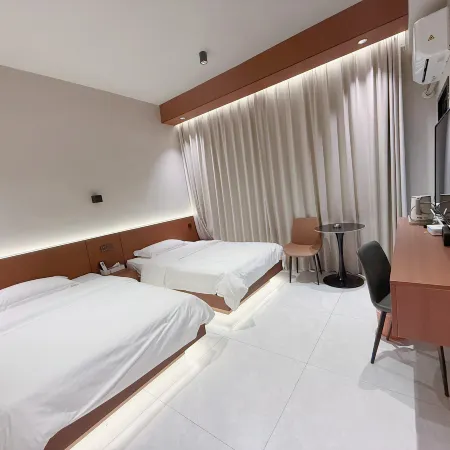 Lange Qiju Hotel