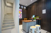 Urbanview Manukan Family Inn Surabaya - Wifi