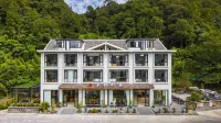 Laobing Buluo Homestay (Fanjing Mountain Scenic Area Branch) - สระว่ายน้ำส่วนตัว