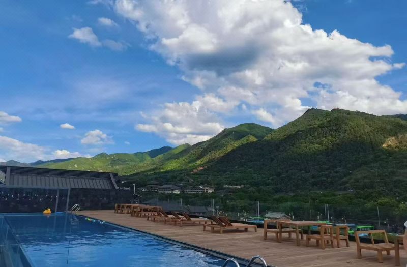 Yoya Resort