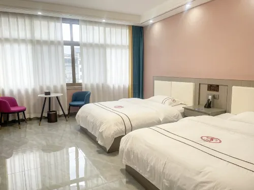Tianyue Hotel - parking