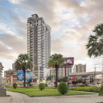 The Peninsula Phnom Penh