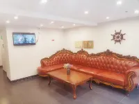 Moon Boat Homestay