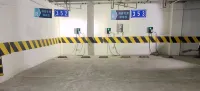Xana Hotelle Hotel (Chengdu Pujiang Xiangbin Road) - parking
