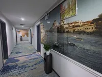 Fuhai Fulong Business Hotel