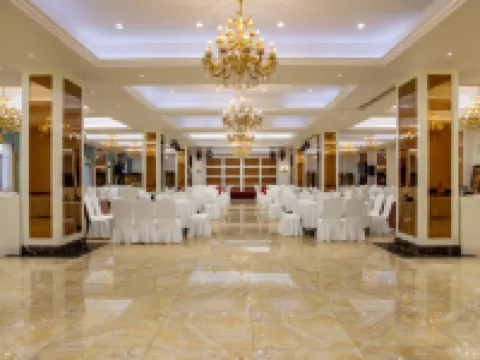 現代広場ホテル（銀泰城處州府城） 麗水のホテル