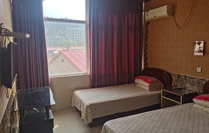 Weidongfang Hotel