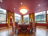Minyoun Yatel Hotel (Mao Ancient Qiang City) Hotels in Mao County
