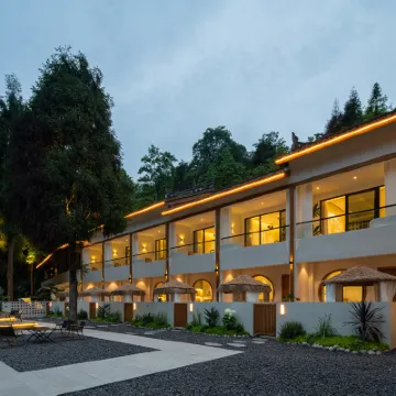 Qingcheng Mountain Mountain and Villa Private Tang Homestay Hotels near Baiyun Wanfo Cave
