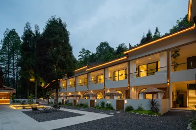 Qingcheng Mountain Mountain and Villa Private Tang Homestay