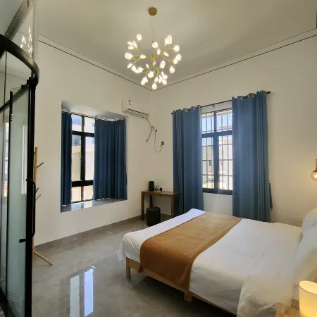 Manzhu hotel