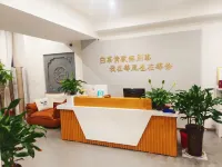 禮泉鄉遇時光精品民宿（袁家村店） - 停車場