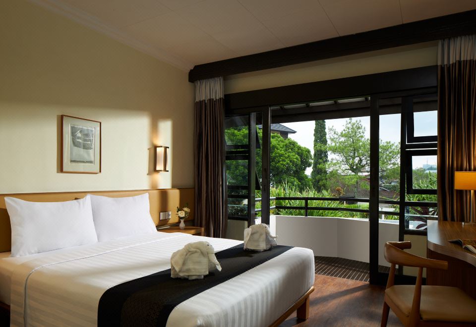 eL Hotel Kartika Wijaya Batu Over view