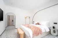 Beihai Qili Yuanshe Homestay (Yintan International Passenger Terminal) - Airport Shuttle