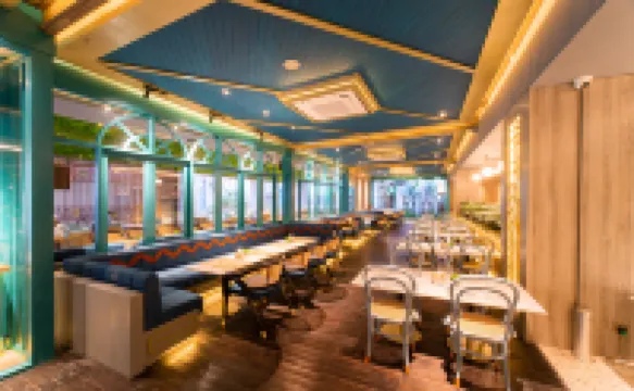 巴釐巴板五城酒店