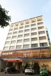 Gia Lai遊客的 Pleiku & Em酒店