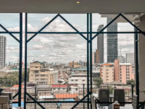 โรงแรม เอสทรี สยาม กรุงเทพ