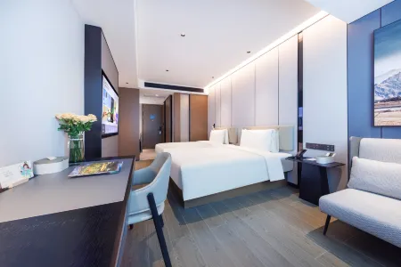 Atour Hotel Shenzhen Futian Huaqiangnorth Pedestrian Street