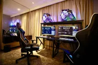 Star River Cinema Esports Hotel (Heyuan Asia's tallest fountain store) Hotels near Wutong Mountain Park