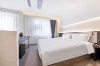 18 Degree Intelligent Hotel in the Island (Qilou Old Street) Hotel in zona CPC Haikou Committee Party School