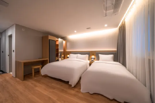 Comfort Inn Yeouido Отели рядом с достопримечательностью «Йеуидо»