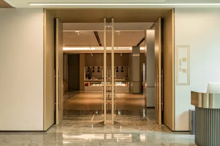 Beijing Kuntai Renewal Hotel