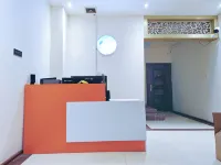 Blue Whale E-sports Hotel (Chongzuo Yanshan Road)