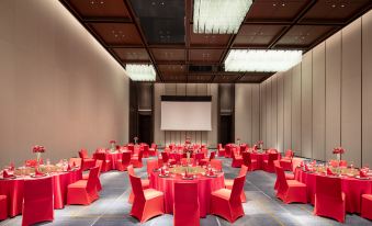 Crowne Plaza Jiangmen Binjiang (Sports Center)