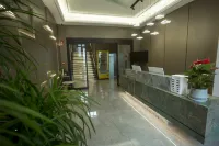 Baihan Hotel Qingyang (City People's Hospital Oriental Regent Mao Branch)