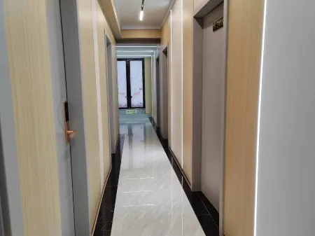 Nayu Lantingxu Hotel Отели рядом с достопримечательностью «Starry Sky Garden Camping Base»