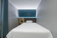 Shanghai Lianzheng Hotel (People's Square Subway Station) Hoteles en Qingpu