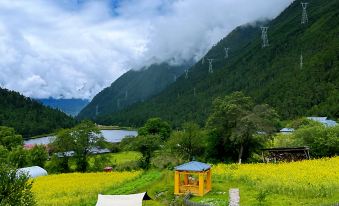 Yongzang · Galang Hotel