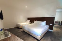 T Hotel Tandop