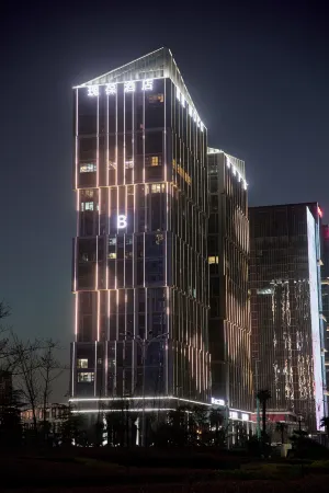 Rosewood Hotel (Zhoukou Yulin Smart Center Vocational and Technical College)