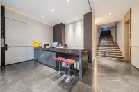 Hongjun·Jingxin Business Apartment Hotel (Shanghai Joy City Baoshan Road Metro Station Branch) - 2성급