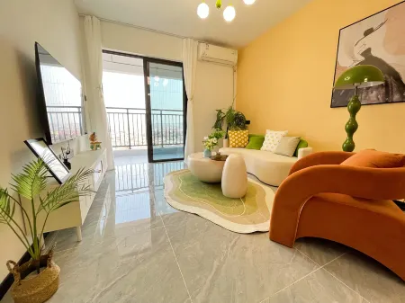 Licheng Impression Homestay (West Street) Отели рядом с достопримечательностью «Baohu Pavilion»