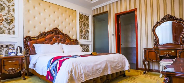 Jiatai Hotel (Chengde Mountain Resort Toudao Archway) Hotels in Chengde
