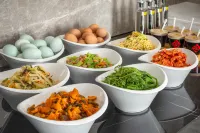 Rezen Dong Hotel (Zhuanghe Wanda Plaza) - breakfast