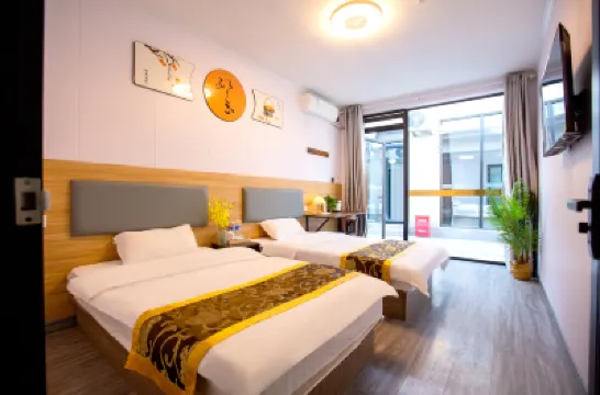 Manxin Huasu (Daxing International Airport) Hotel berhampiran Banbidian Forest Park